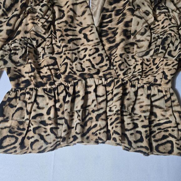 Express Leopard Print Ruffle Blouse Crop V-Neck Animal Chiffon Women's Large - Picture 5 of 9